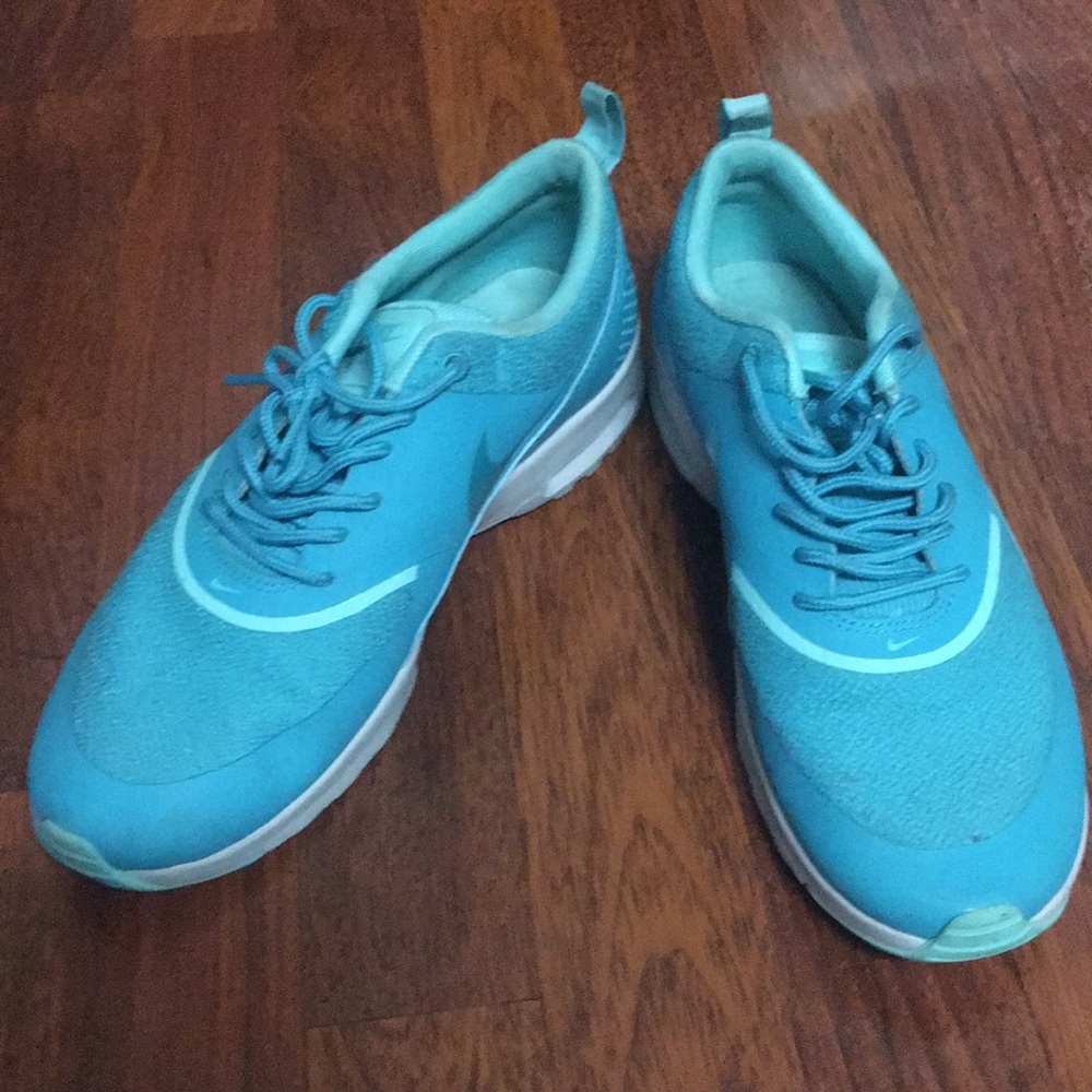 Nike size 8.5 women
